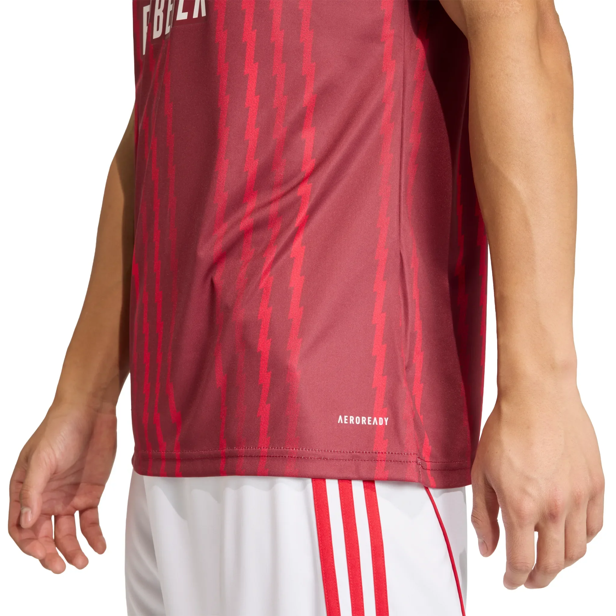 Arsenal FC Pre-Match Jersey 2025/26 - Image 4