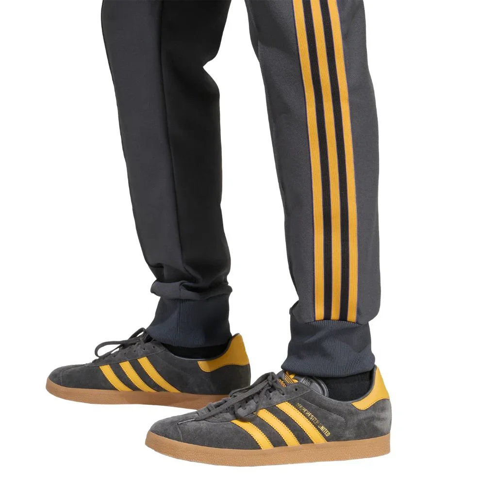 Manchester United FC Terrace Icons Track Pants 2025/26 - Image 4