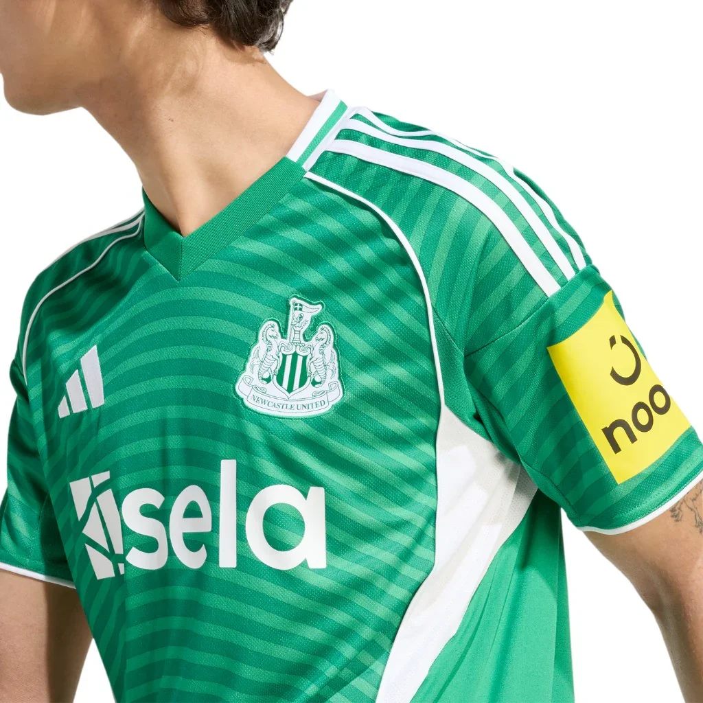 Newcastle United FC Away Jersey 2025/26 - Image 3