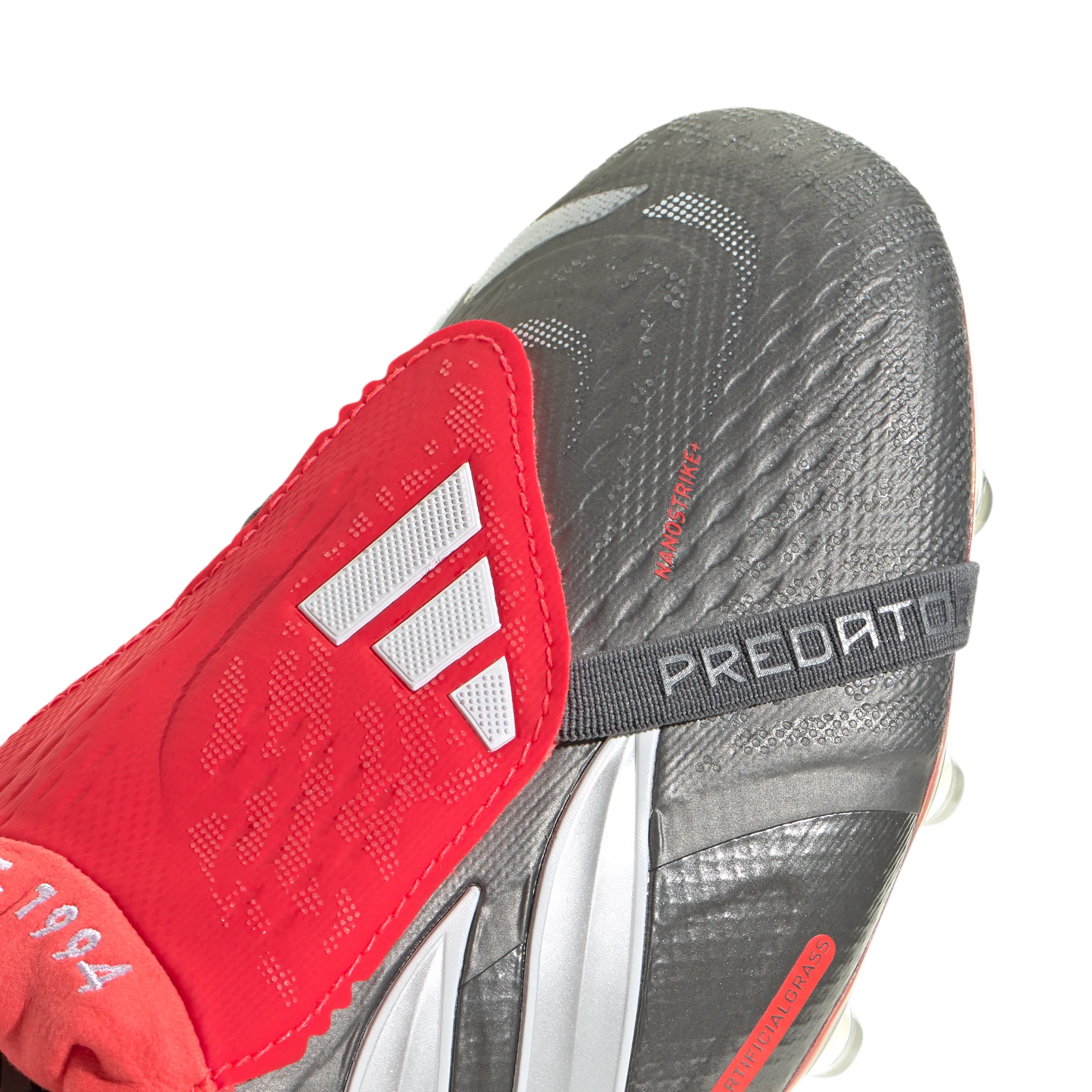 Predator Elite Fold-Over Tongue Artificial Grass Cleats - Image 5