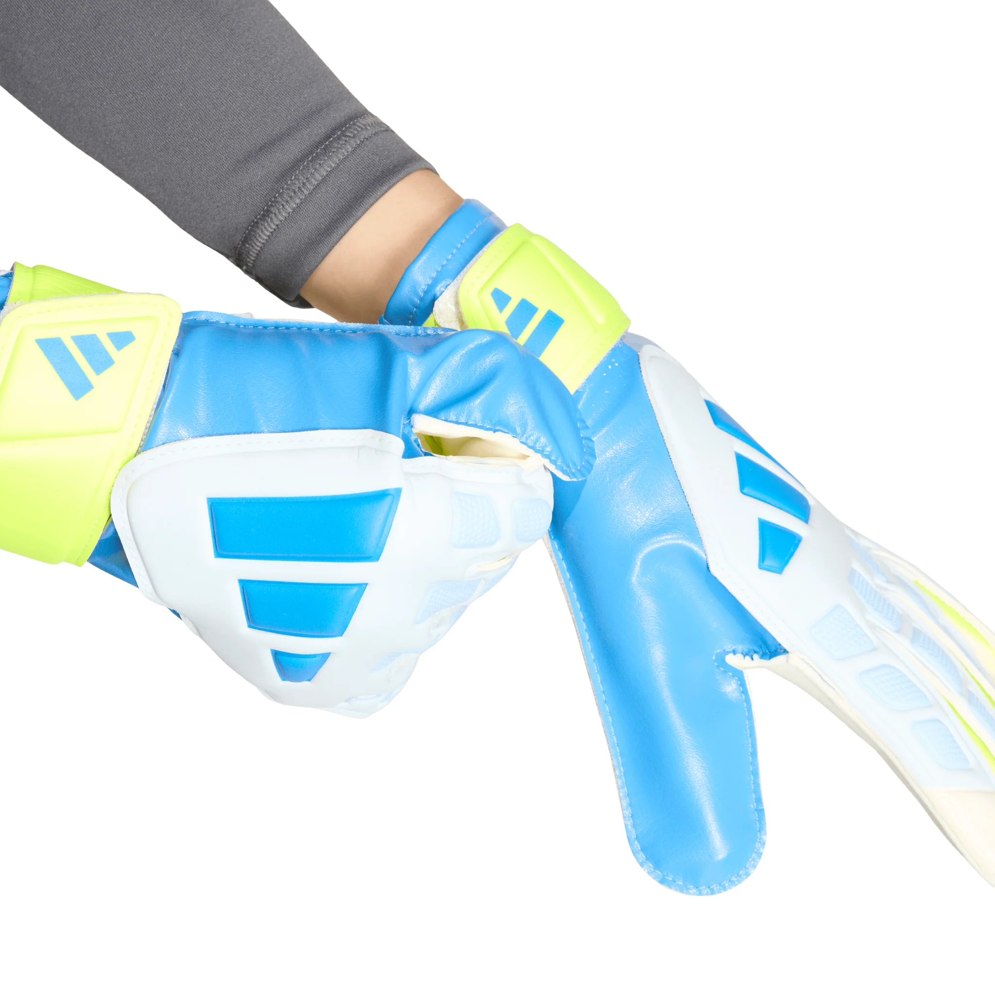 Predator Training Junior Goalkeeper Gloves - Image 5