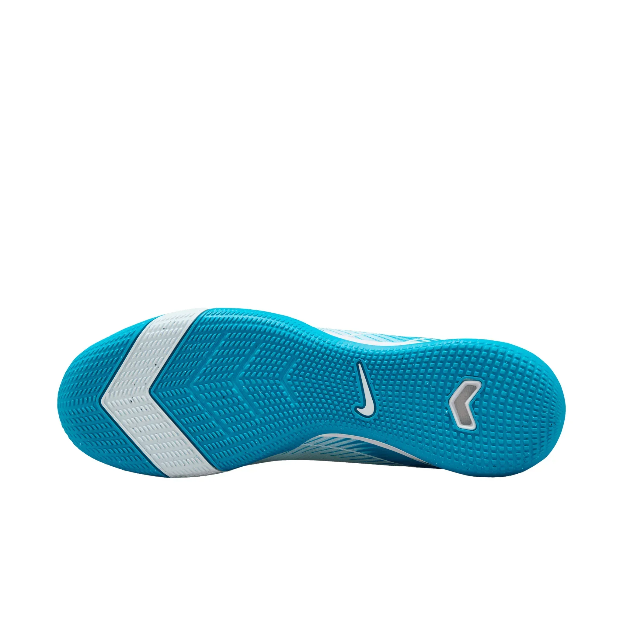 Mercurial Vapor 16 Academy Indoor Soccer Shoes - Image 4