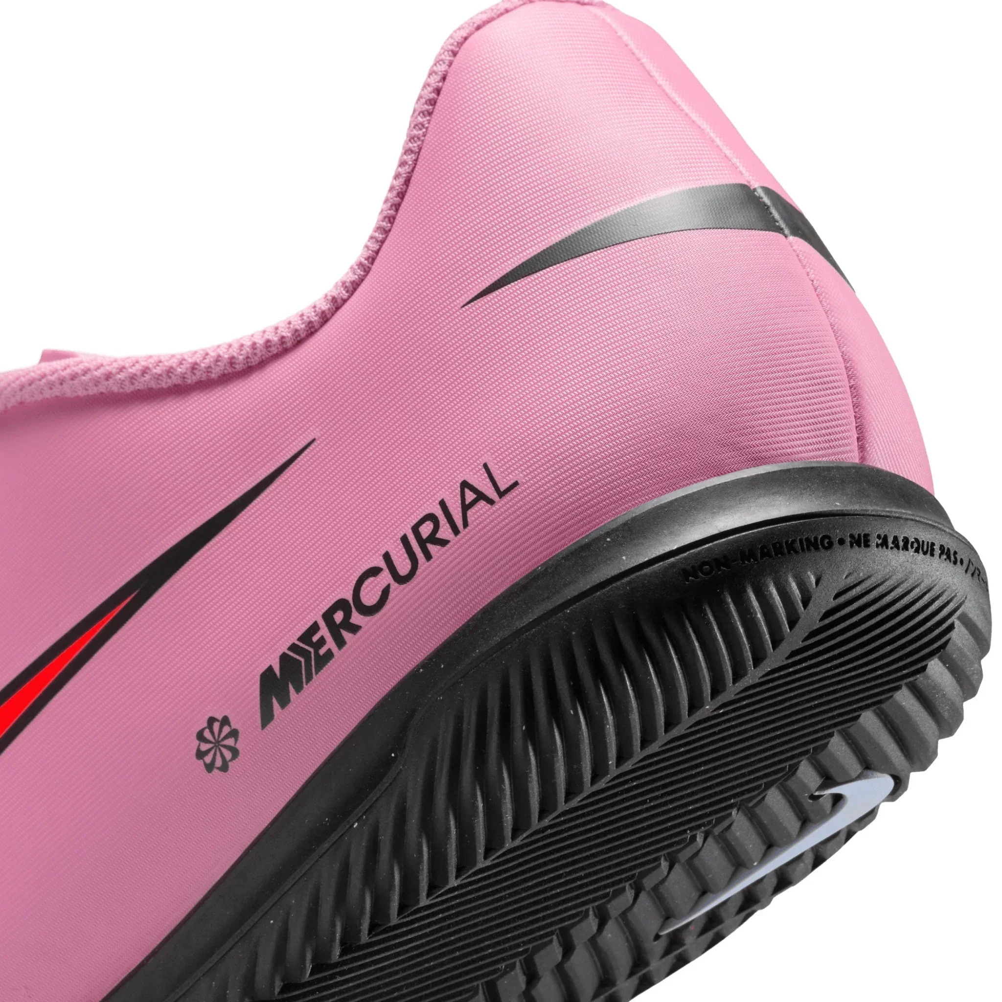 Mercurial Vapor 16 Club Indoor Soccer Shoes - Image 6
