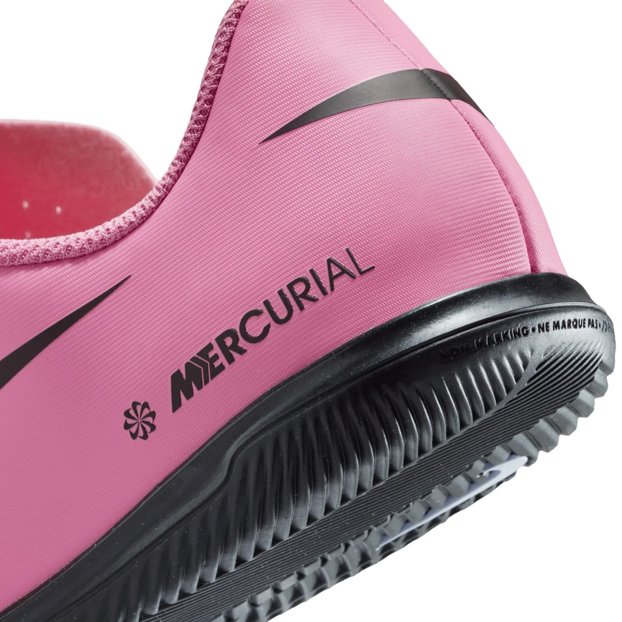 Mercurial Vapor 16 Club Junior Indoor Soccer Shoes - Image 6