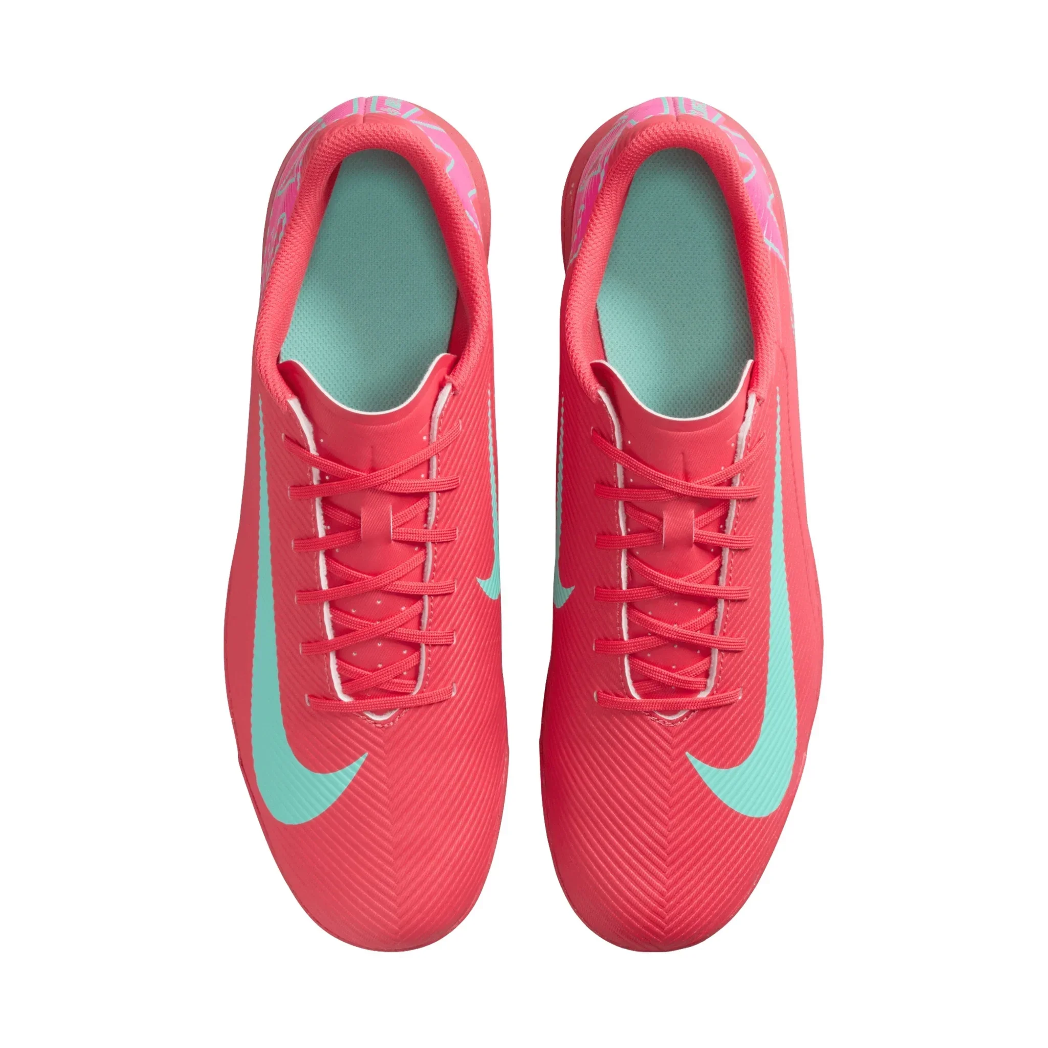 Mercurial Vapor 16 Club Turf Soccer Shoes - Image 4