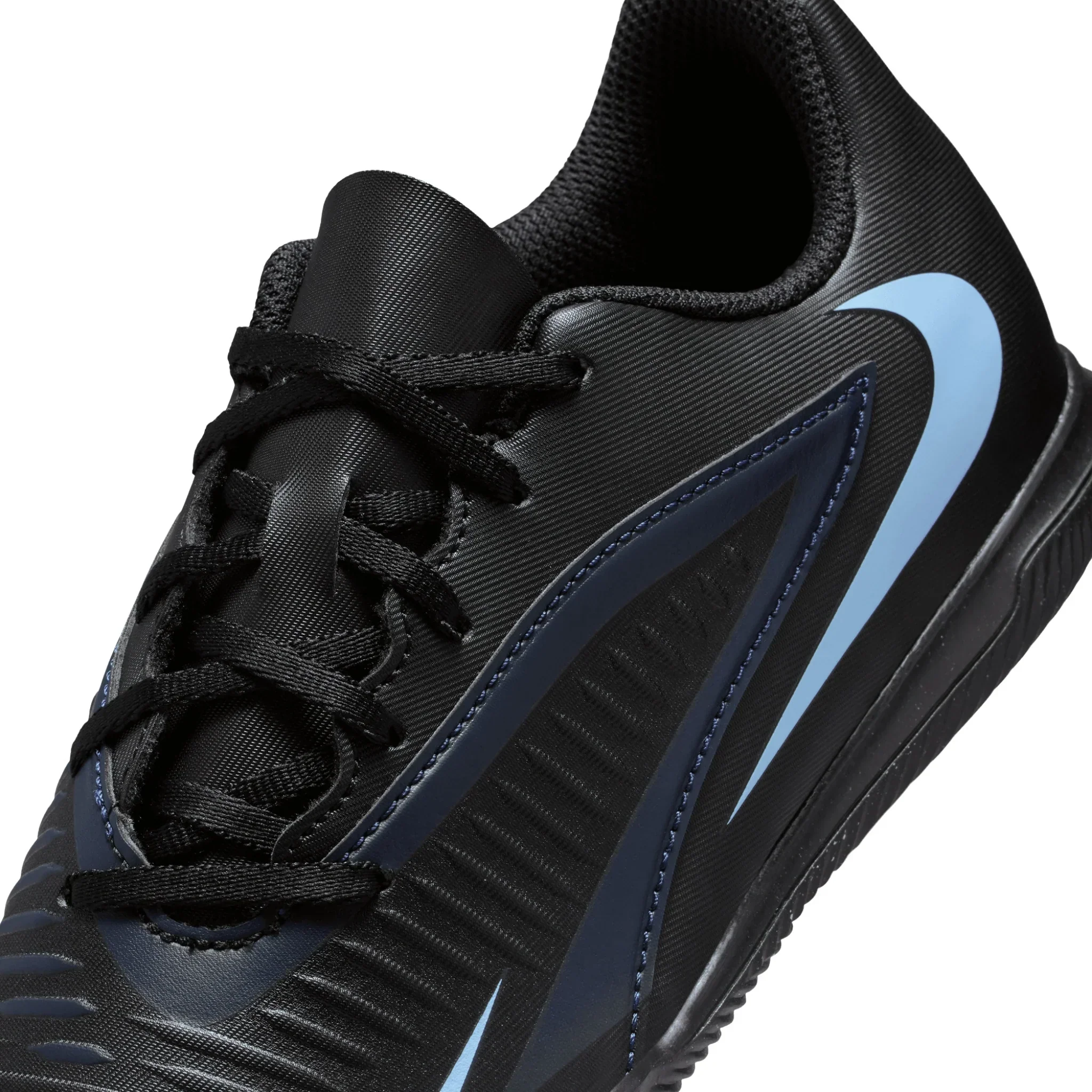 Phantom 6 Low Club Junior Indoor Soccer Shoes - Image 5