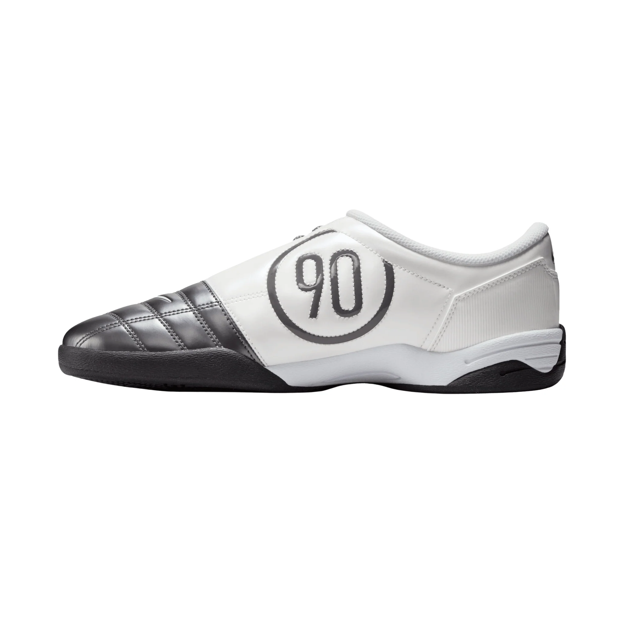 Total 90 Indoor Soccer Shoes - Image 2