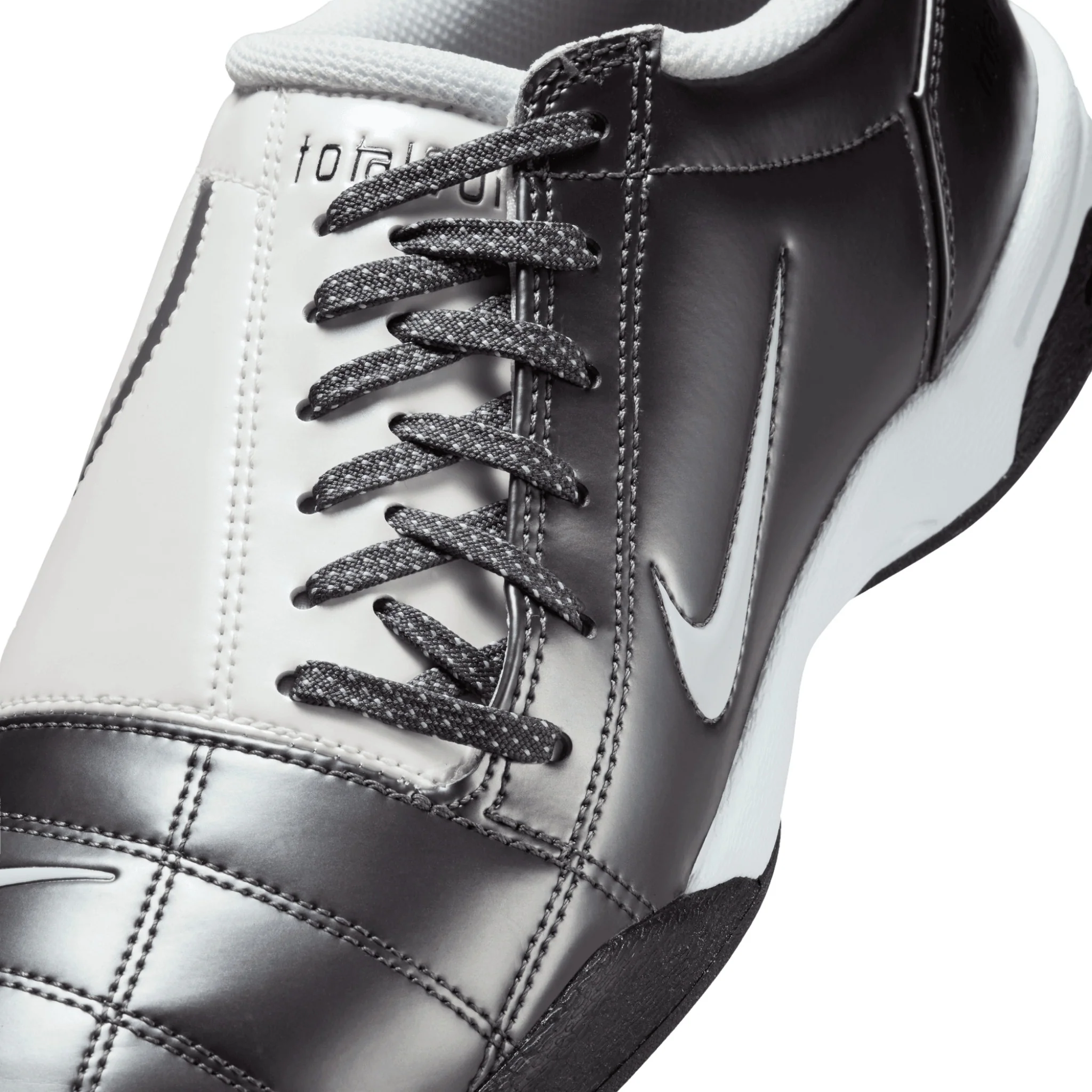 Total 90 Indoor Soccer Shoes - Image 5