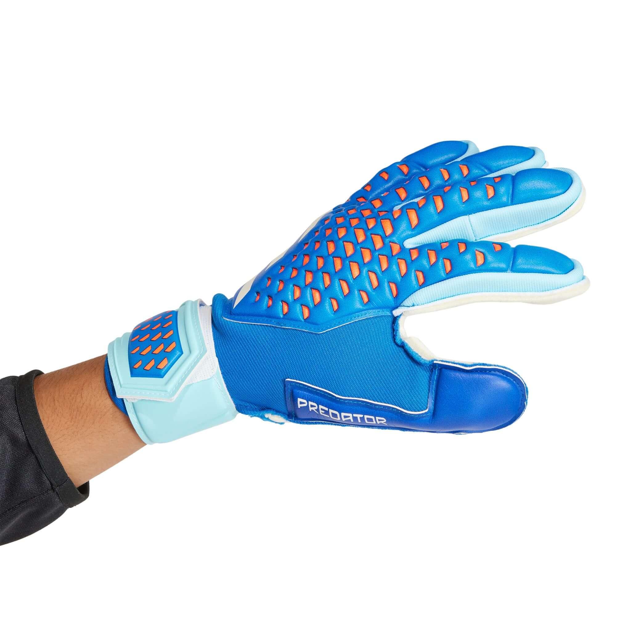 Predator Match Fingersave Goalkeeper Gloves - Image 2