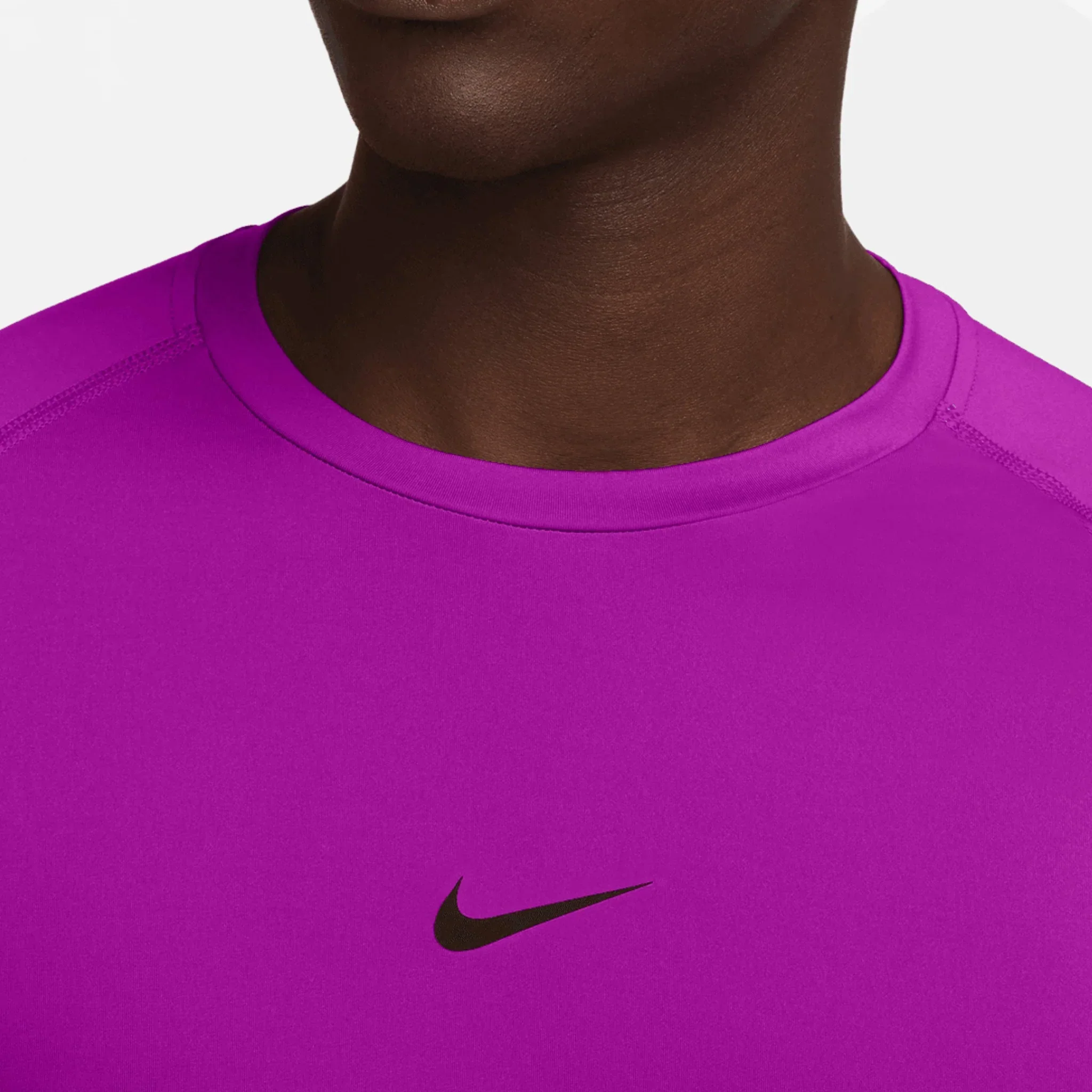 Pro Men's Dri-FIT Slim Long-Sleeve Fitness Top - Image 3