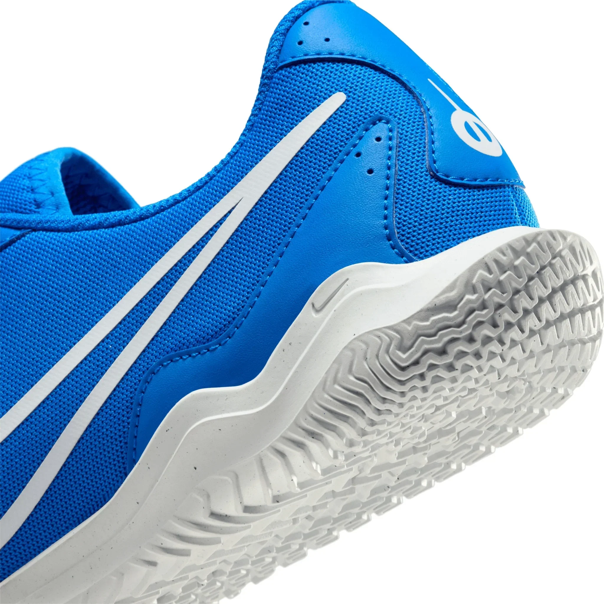 Tiempo Legend 10 Club Indoor Soccer Shoes - Image 6
